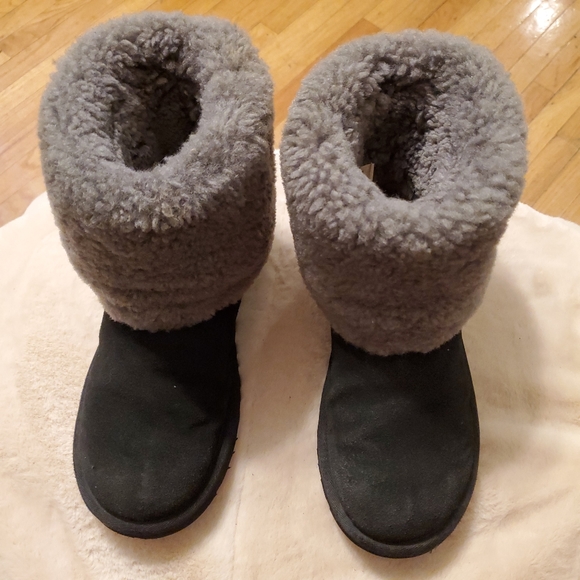 Ugg Australia Ellee Sheepskin Boots WMS 7 - Picture 4 of 5